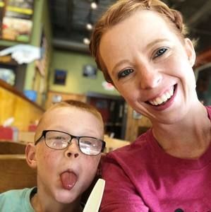 Meet your Posher, Alysia